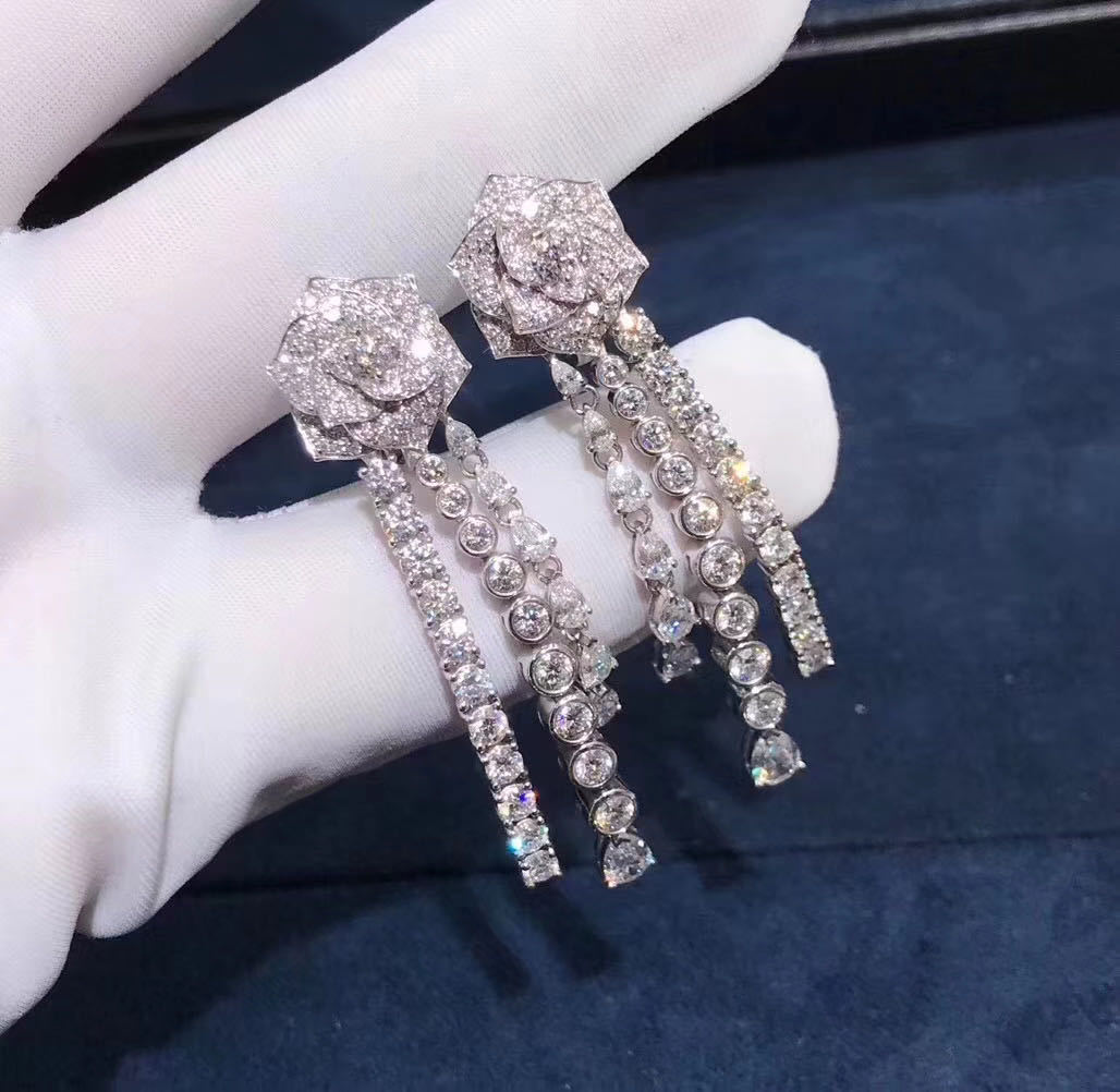 Piaget Diamonds Rose Earrings in 18k White Gold